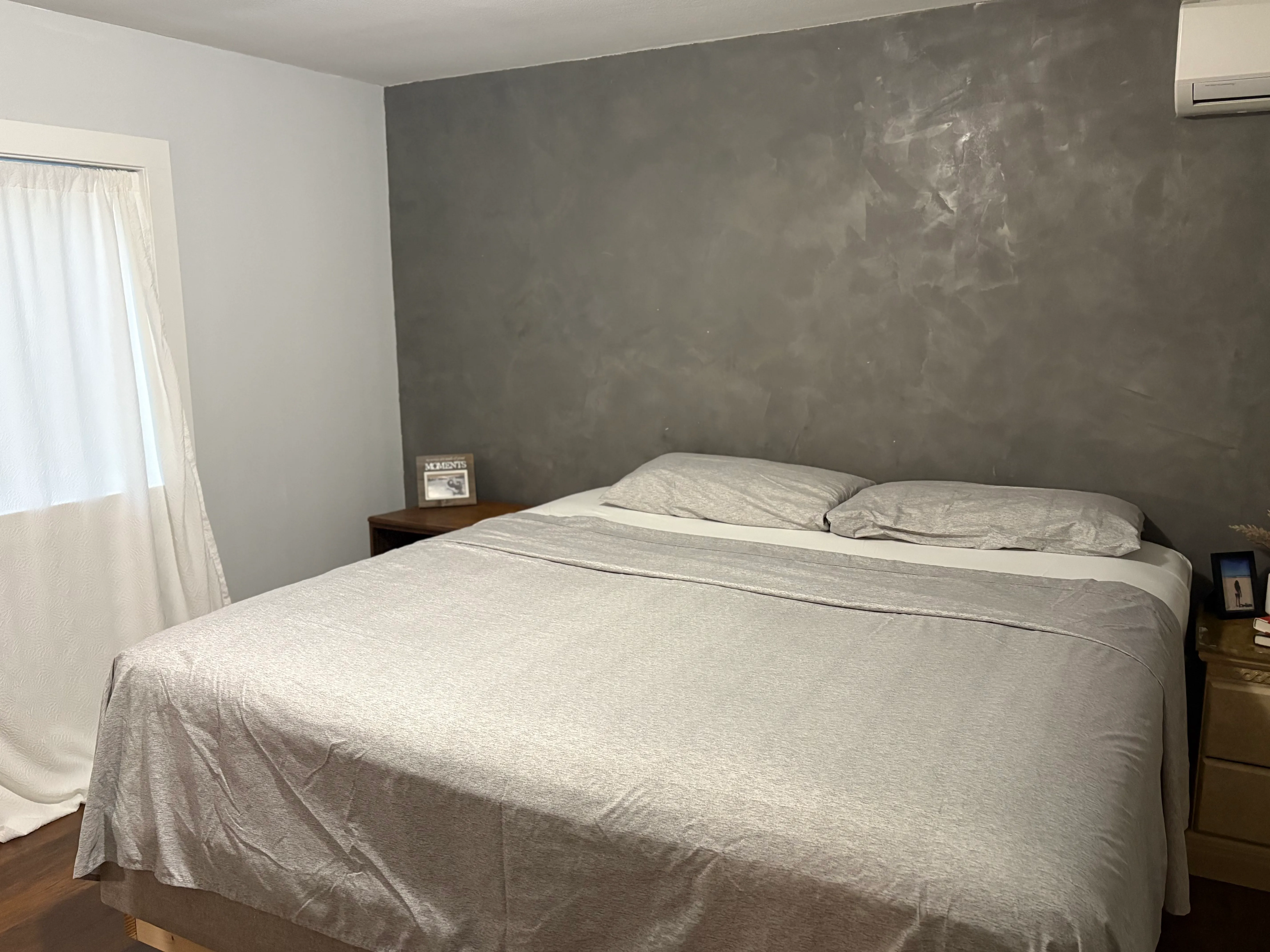 Fresco Harmony accent wall in a bedroom